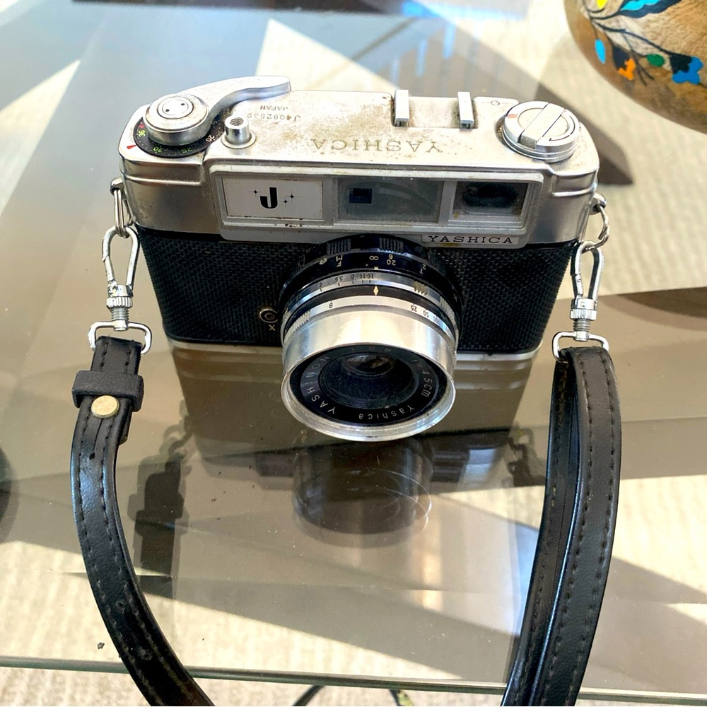 Yashica Electro 35 GSN 35mm Rangefinder Film Camera With Lens- Untested